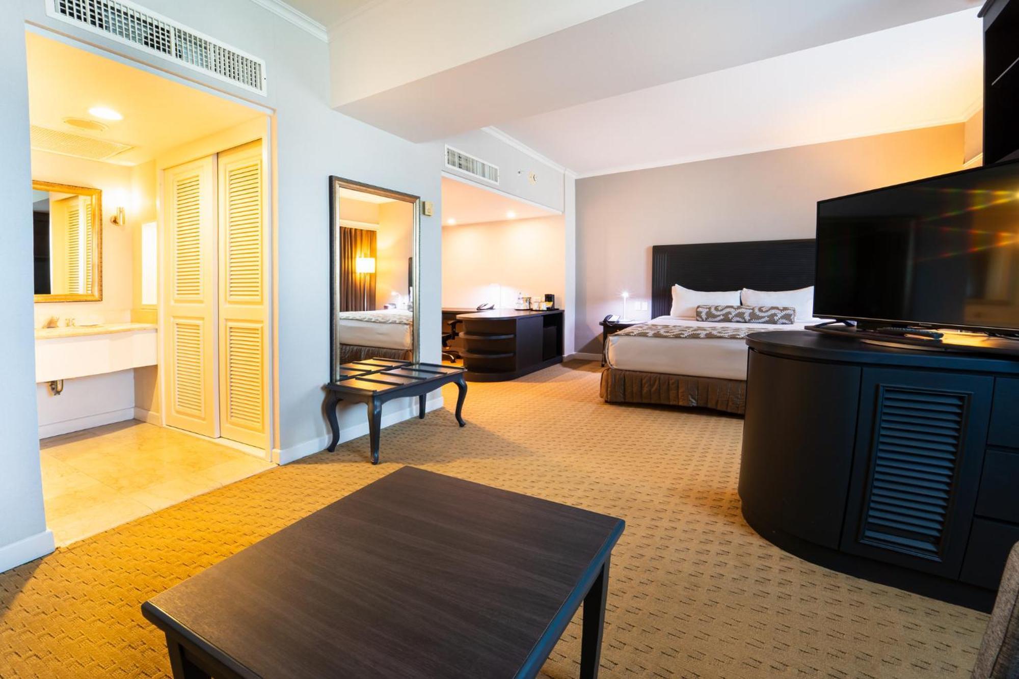 Crowne Plaza Managua By Ihg Hotell Exteriör bild